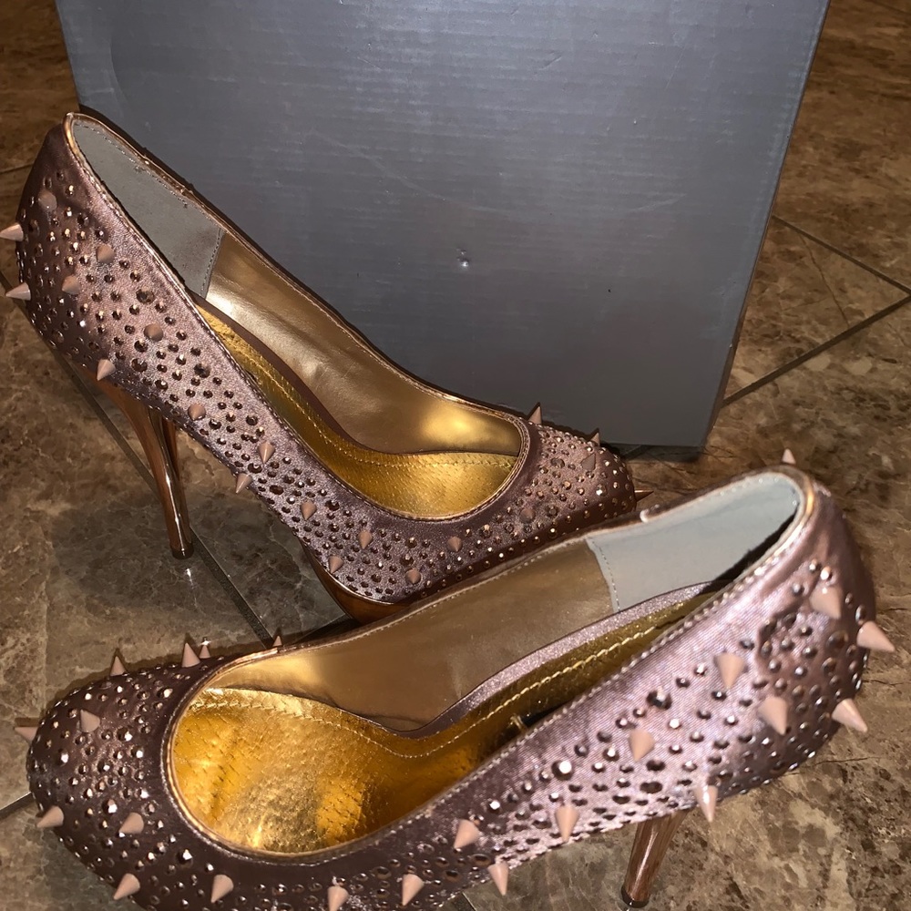 Studded Pumps - image 1